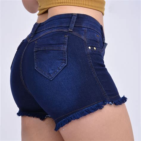 gostosa de shortinho jeans|14 modelos de short jeans para ter no closet .